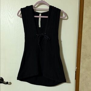 Black V-Neck Hoodie Tank Top